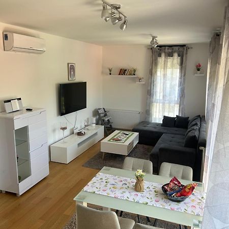 Apartman Zabok Centar Zewnętrze zdjęcie