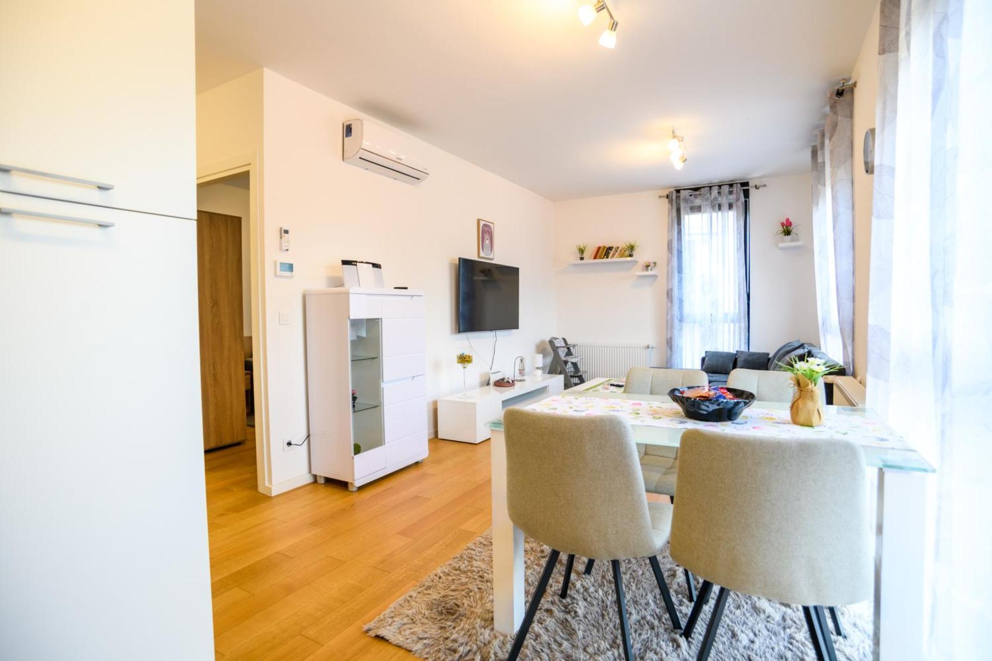 Apartman Zabok Centar Zewnętrze zdjęcie