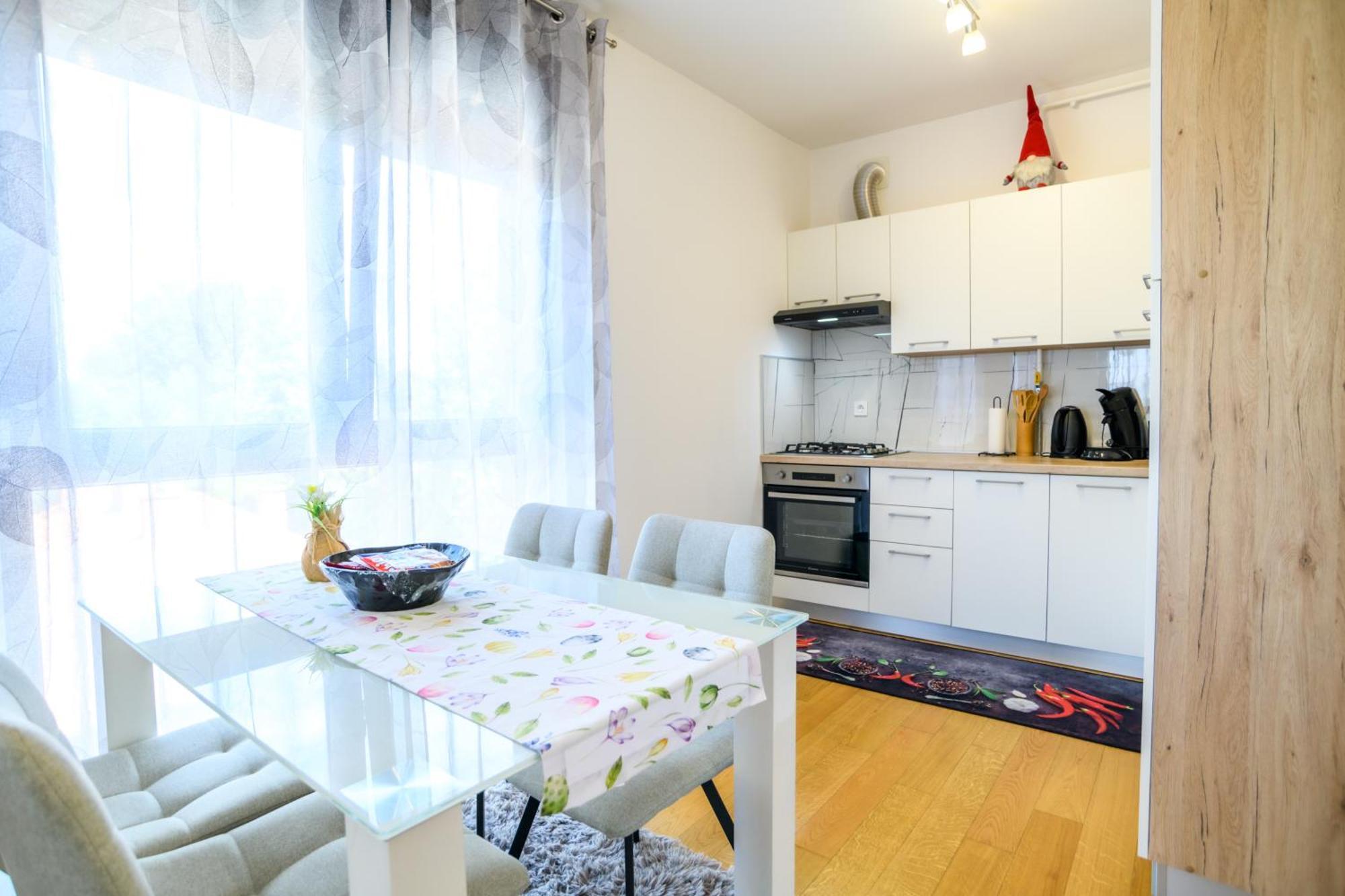 Apartman Zabok Centar Zewnętrze zdjęcie